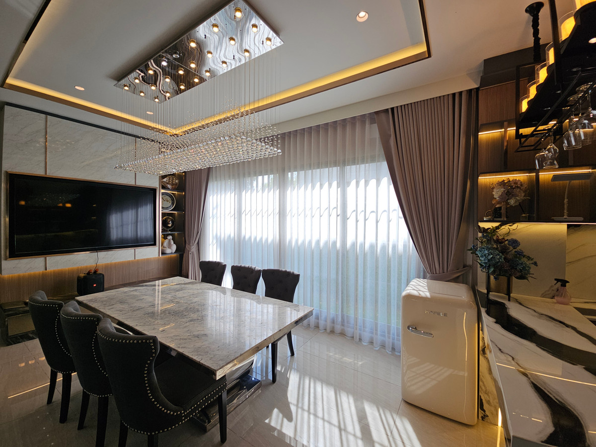 HouseLadkrabang, Suwannaphum Airport : For rent: Perfect Masterpiece Sukhumvit 77 (137 sq m.) 4 bedrooms, 6 bathrooms, next to Robinson Lat Krabang.