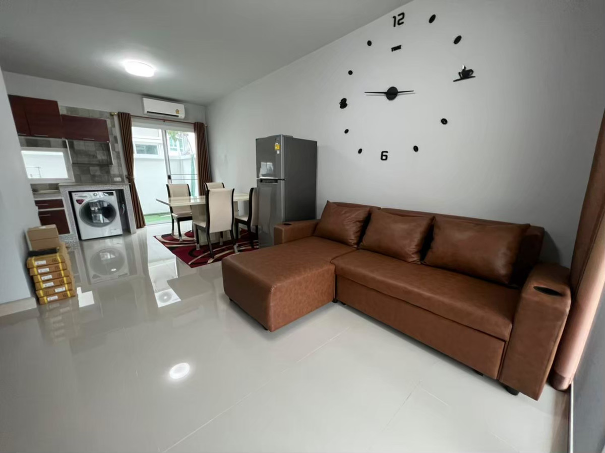 For RentTownhomePhutthamonthon, Salaya : Townhome for rent, decorated and ready to move in. Forre Village, Salaya (road behind Mahidol University and Rajamangala University of Technology Rattanakosin)