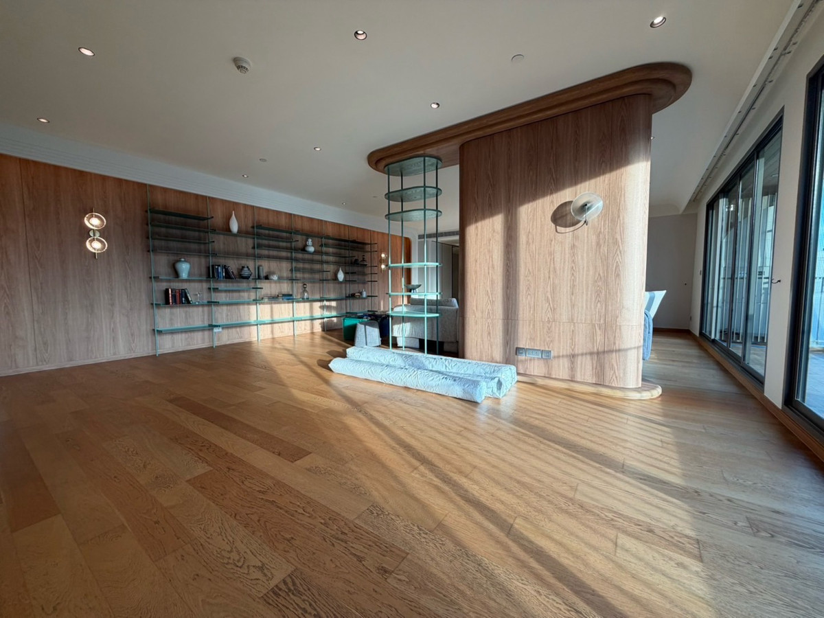 ขายคอนโดพระราม 3 สาธุประดิษฐ์ : 42 MB 📌Supreme Legend 4b4b 261 sqm call 0968516616