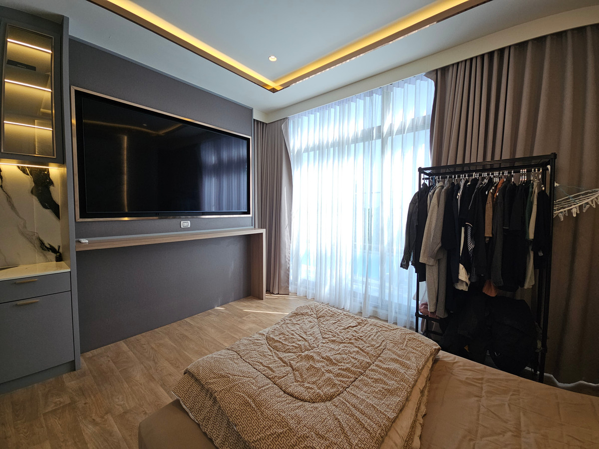 HouseLadkrabang, Suwannaphum Airport : For rent: Perfect Masterpiece Sukhumvit 77 (137 sq m.) 4 bedrooms, 6 bathrooms, next to Robinson Lat Krabang.