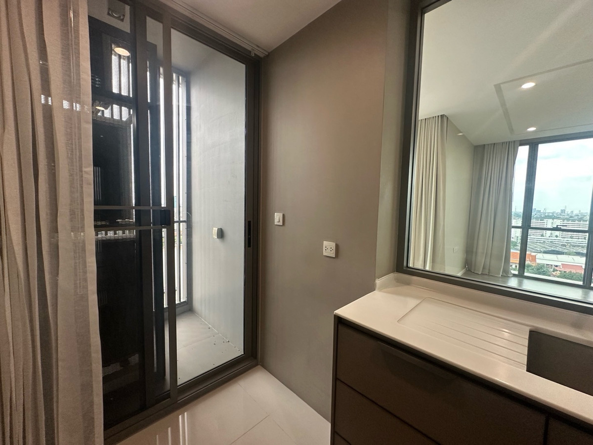 ขายคอนโดบางซื่อ วงศ์สว่าง เตาปูน : 333 ริเวอร์ไซด์ **ขายด่วน** 2 นอน ห้องมุม วิวแม่น้ำ ราคา 15.9 ล้านเท่านั้น🎉🎉