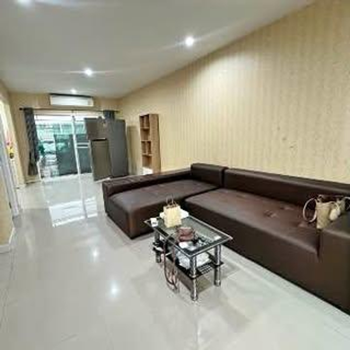 ให้เช่าทาวน์โฮมแจ้งวัฒนะ เมืองทอง : เดอะ แพลนท์ ซิตี้ แจ้งวัฒนะ