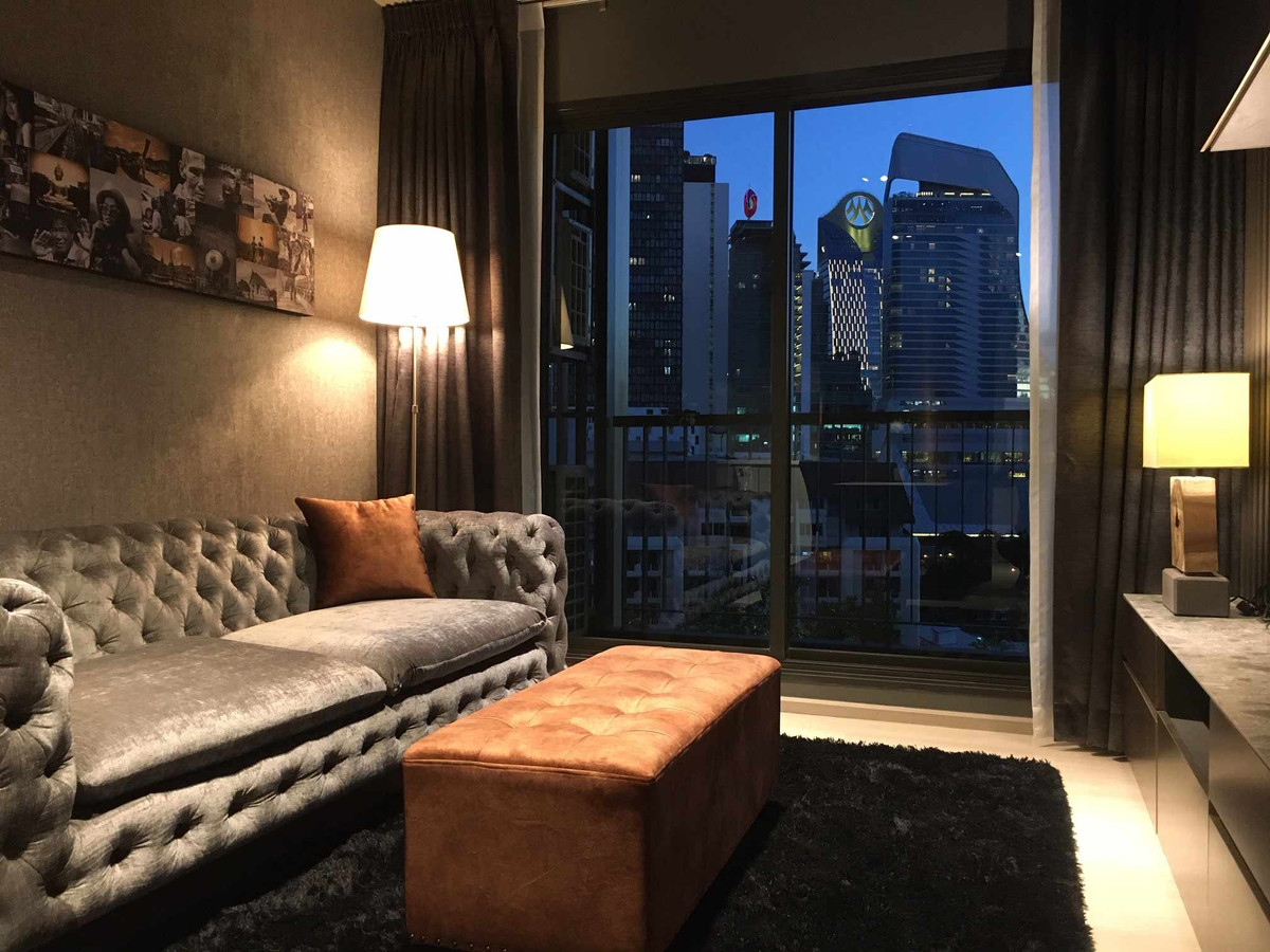 ให้เช่าคอนโดวิทยุ ชิดลม หลังสวน : คอนโดแต่งสวยให้เช่า  2 นอน  2 น้ำ  70 ตรม ใกล้บีทีเอส เพลินจิต