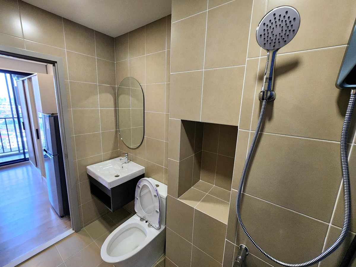 ให้เช่าคอนโดนนทบุรี บางใหญ่ บางบัวทอง : **ห้องไม่ว่างครับผม มีโซนแต่งตัว ตู้เสื้อผ้า 2 ตู้**ให้เช่า! ห้องใหม่ แปลนใหม่ (มือ 1) PLUM CONDO NEW WEST ติดเซ็นทรัล เวสต์เกต ทิศตะวันออก ไม่ร้อน