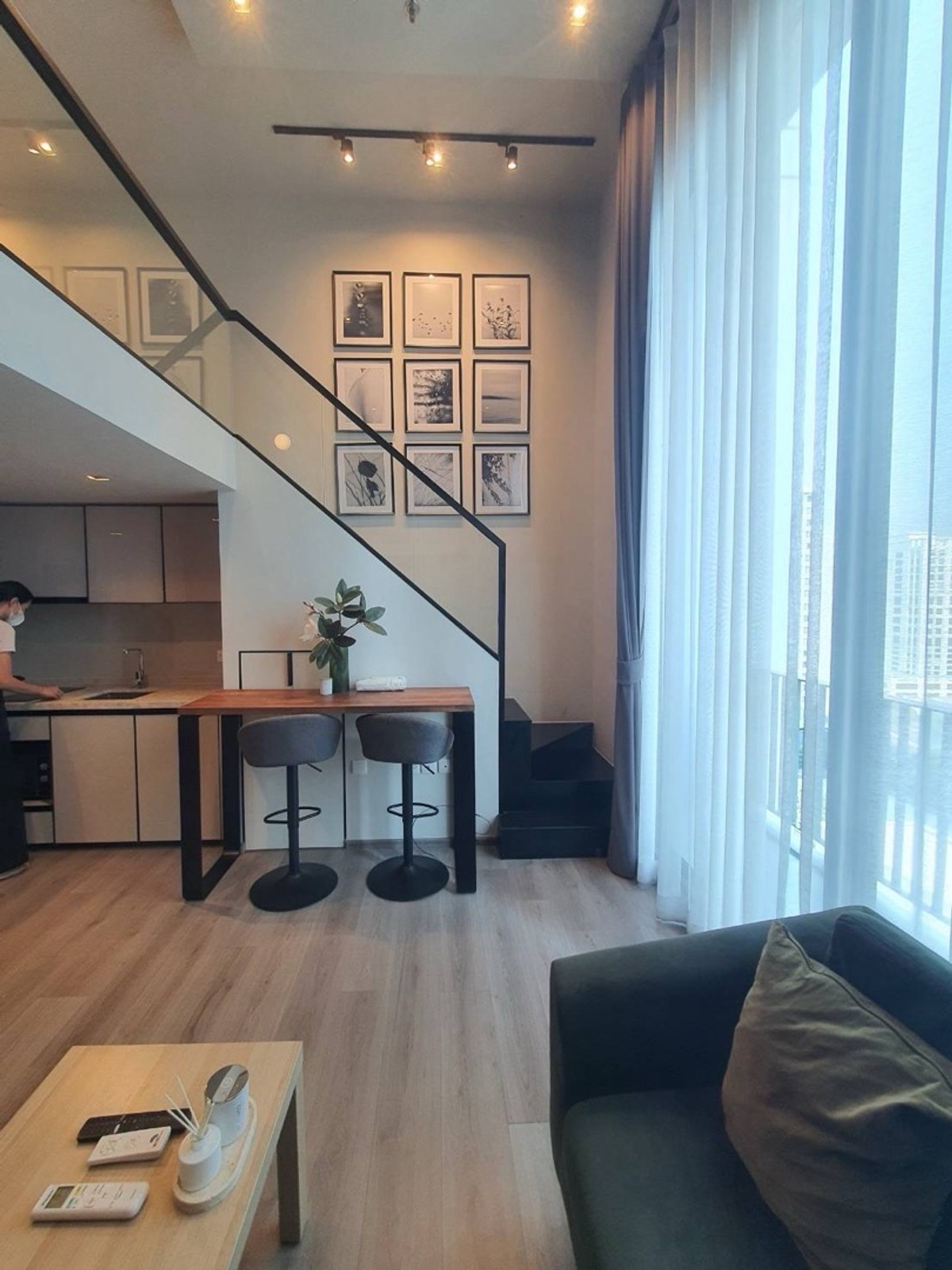 ให้เช่าคอนโดสะพานควาย จตุจักร : ❤️for rent the reserve phahol pradipat duplex ขนาด 30+10 ตรม ว่าง 31 มค 69  สนใจ line @900cqqhk tel 0859114585 ❤️❤️ใกล้ bts สะพานควาย ใกล้ รร พญาไท พหล , วิมุติ , big c สะพานควาย  เฟอร์ครบมากๆ ห้องสวยพร้อมอยู่  