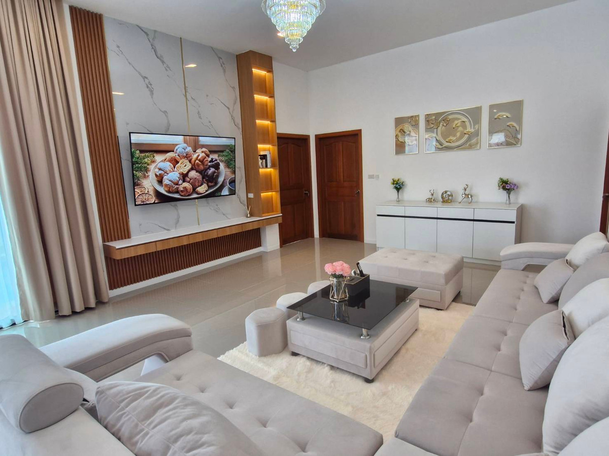 ขายบ้านพัทยา บางแสน ชลบุรี สัตหีบ : บ้านเดี่ยว ซอยห้วยยายมุก / 4 ห้องนอน (ขาย), Detached House Soi Huai Yai Muk / 4 Bedrooms (FOR SALE) AM006