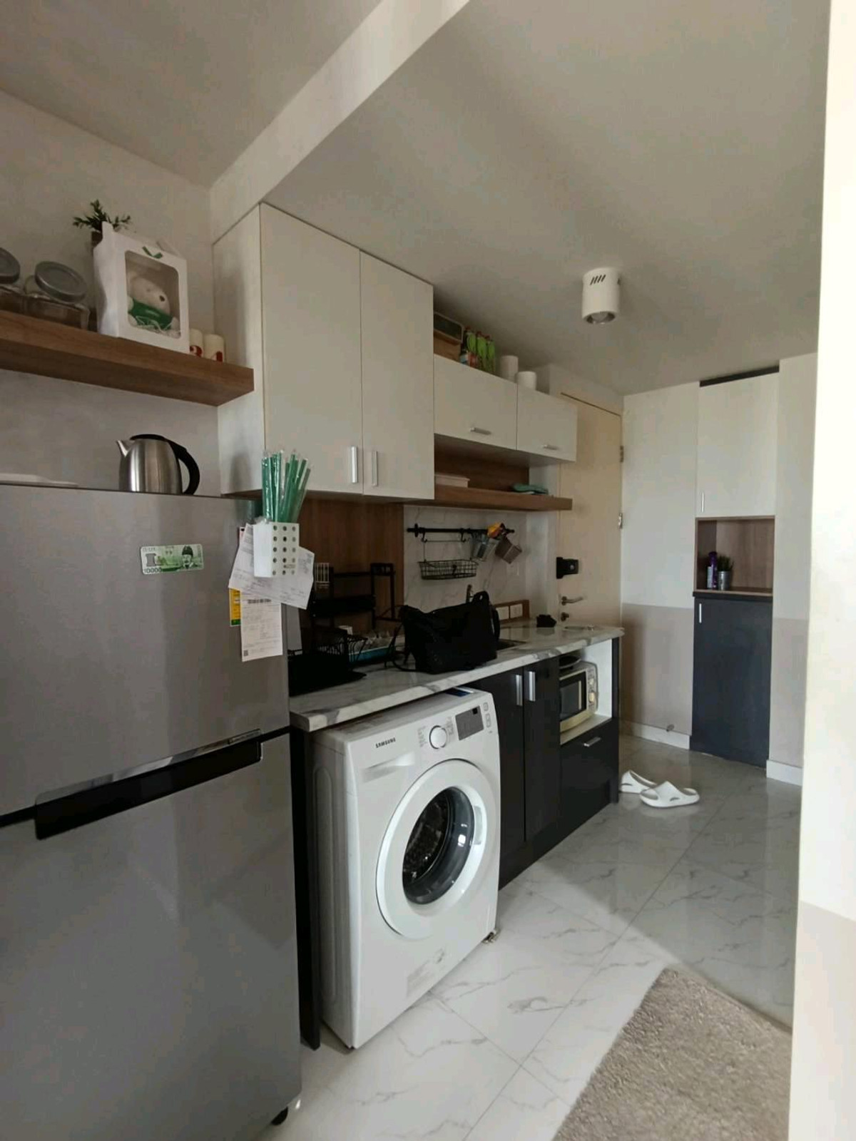 ให้เช่าคอนโดลาดกระบัง สุวรรณภูมิ : ให้เช่า ไอริส แอเวนิว อ่อนนุช ลาดกระบัง 