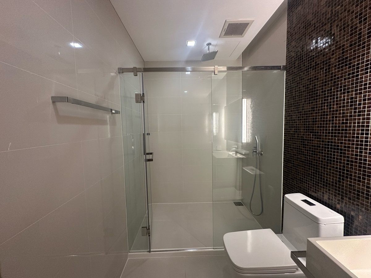 ขายคอนโดบางซื่อ วงศ์สว่าง เตาปูน : 333 ริเวอร์ไซด์ **ขายด่วน** 2 นอน ห้องมุม วิวแม่น้ำ ราคา 15.9 ล้านเท่านั้น🎉🎉