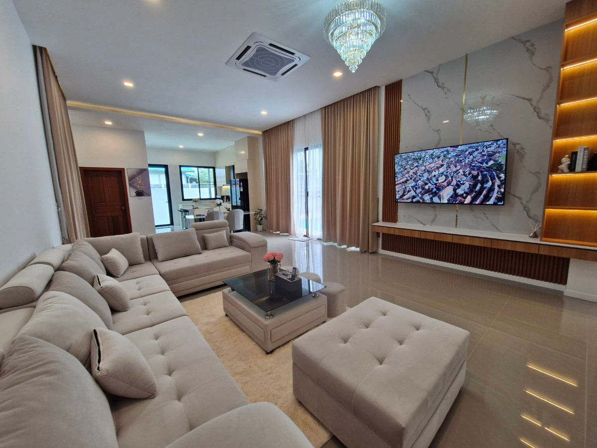 ขายบ้านพัทยา บางแสน ชลบุรี สัตหีบ : บ้านเดี่ยว ซอยห้วยยายมุก / 4 ห้องนอน (ขาย), Detached House Soi Huai Yai Muk / 4 Bedrooms (FOR SALE) AM006