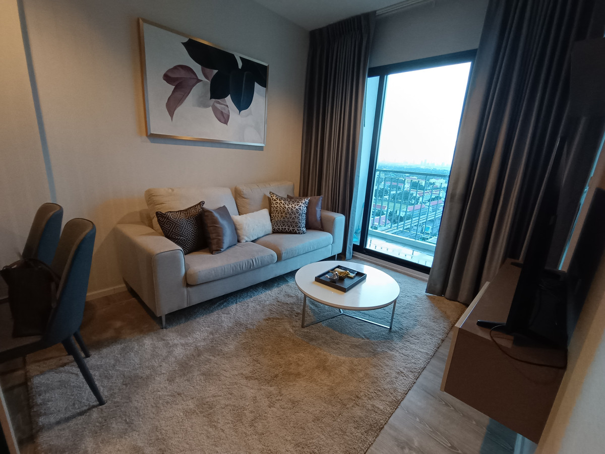 For RentCondoSamut Prakan,Samrong : For RENT : Knightsbridge Sky River Ocean condo 2 bedroom, 2 bathroom, 1 living room - Size 62 sqm. - 21st floor - 𝐅𝐮𝐥𝐥𝐲 𝐅𝐮𝐫𝐧𝐢𝐬𝐡𝐞𝐝 with electrical appliances