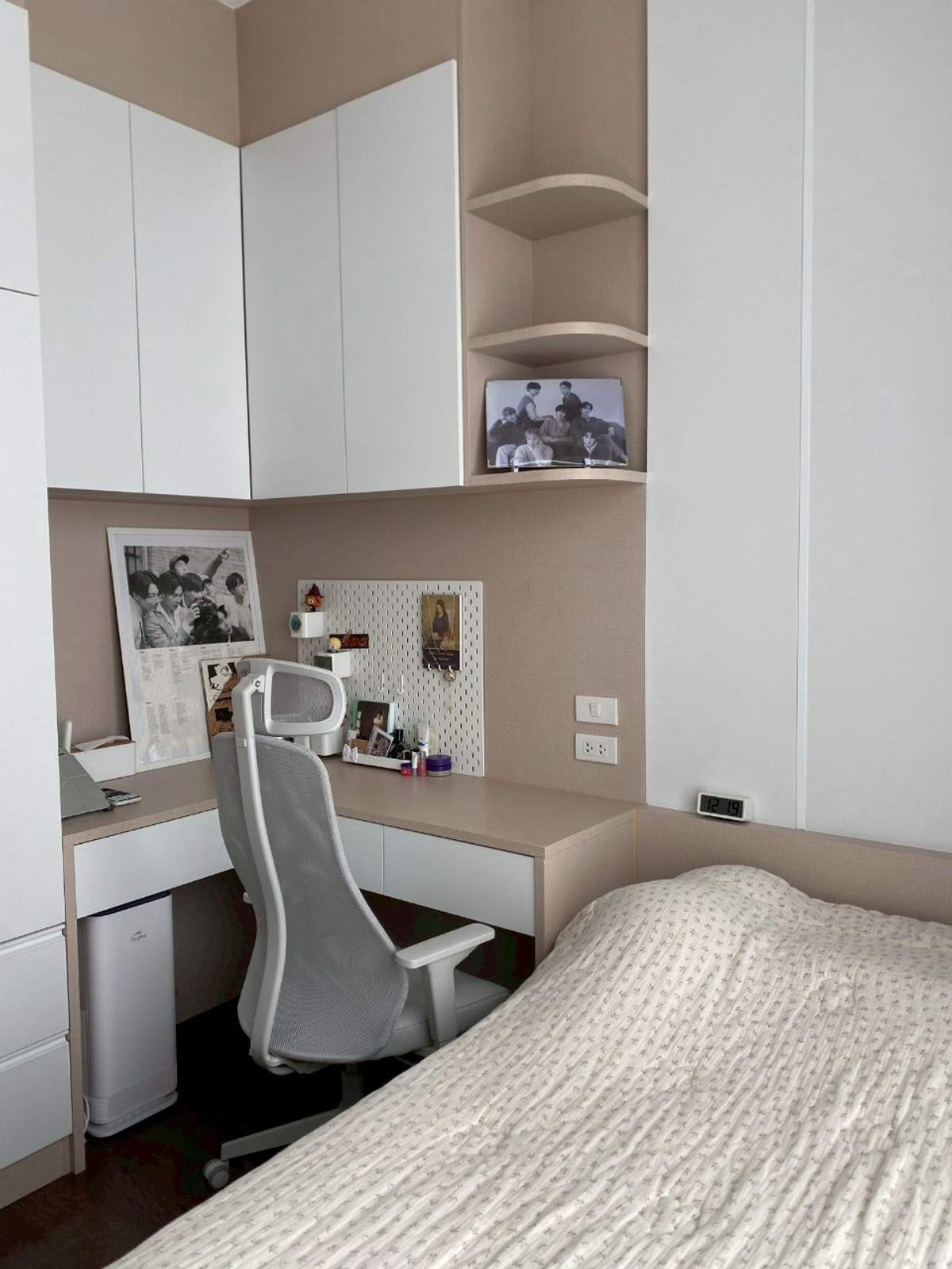 ขายคอนโดพระราม 9 เพชรบุรีตัดใหม่ RCA : Q Asoke / ขายขาดทุน ห้องมุม ติด MRT เพชรบุรี / 2 ห้องนอน 46 ตร.ม. โทร 0937890899