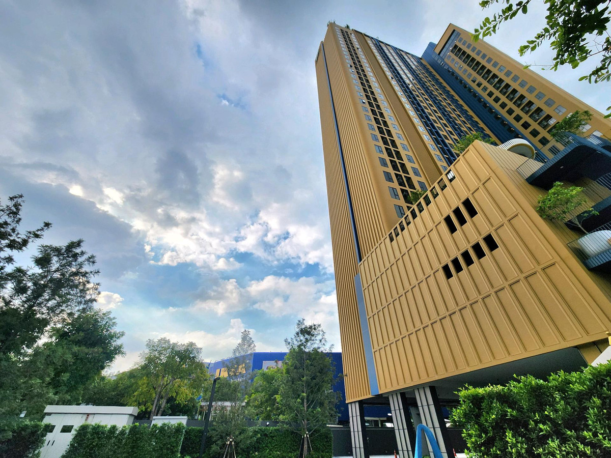 ให้เช่าคอนโดนนทบุรี บางใหญ่ บางบัวทอง : **ห้องไม่ว่างครับผม มีโซนแต่งตัว ตู้เสื้อผ้า 2 ตู้**ให้เช่า! ห้องใหม่ แปลนใหม่ (มือ 1) PLUM CONDO NEW WEST ติดเซ็นทรัล เวสต์เกต ทิศตะวันออก ไม่ร้อน