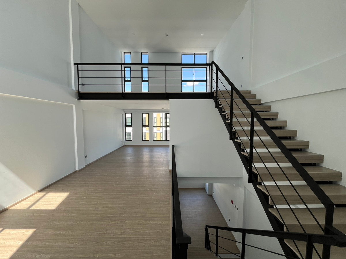 For SaleHome OfficePattanakan, Srinakarin : 🔥 Urgent! Home office Nirvana@Work Krungthep Kreetha - Plot 17, hottest location in the zone, price only 16.9 million. Interested in buying at a special discount, call 087-808-3690 — Rare Item !