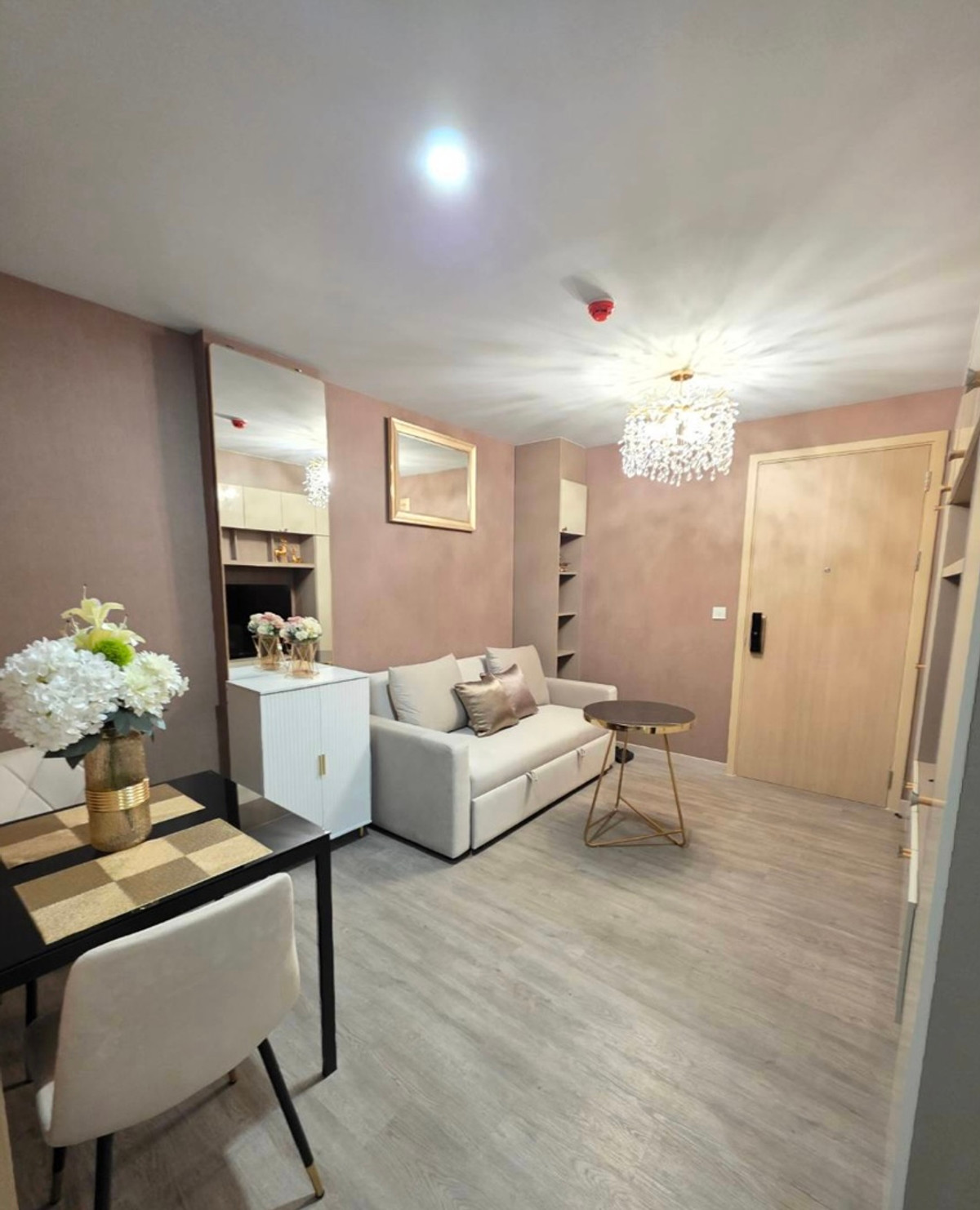 ให้เช่าคอนโดสาทร นราธิวาส : เช่า เดอะ เชดด์ สาทร 1 ห้องใหม่ สวย พร้อมอยู่ ไม่เคยปล่อยเช่า ใกล้ MRT คลองเตย สนใจแอตไลน์ครับ@841qqlnr