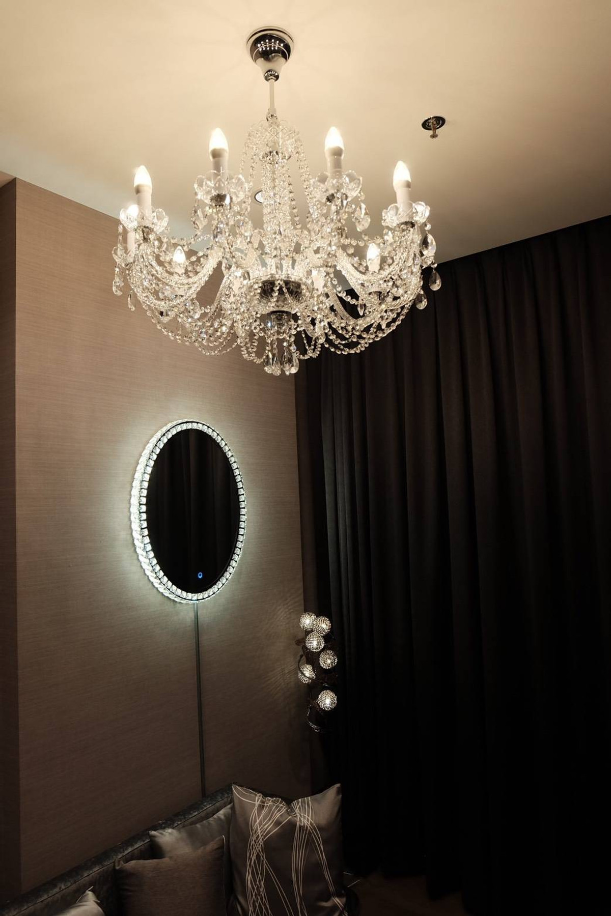 ขายคอนโดสาทร นราธิวาส : ขายคอนโด The Diplomat สาทร ใกล้ BTS สุรศักดิ์ ชั้น 16 เนื้อที่ 44.29 ตารางเมตร 1 ห้องนอน ถนนสาทรเหนือ แขวงสีลม เขตบางรัก กรุงเทพมหานคร