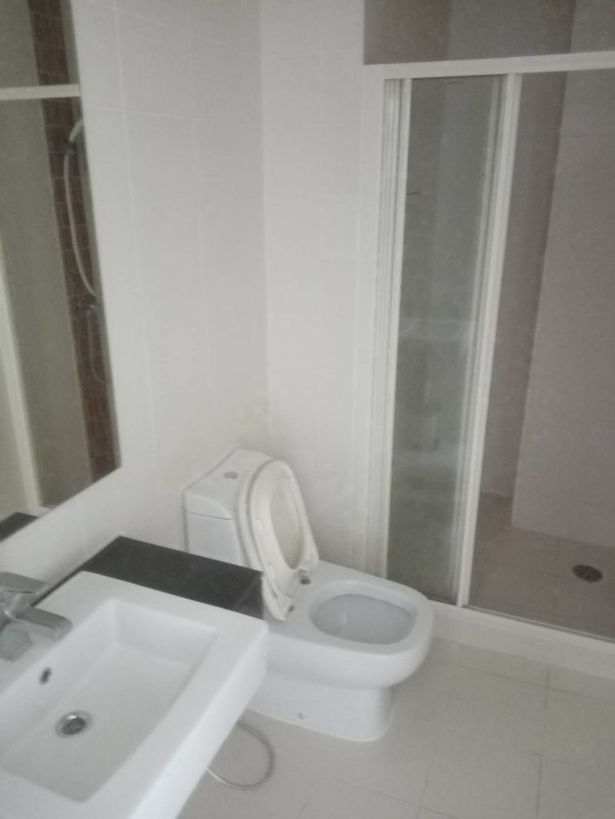 ให้เช่าคอนโดราชเทวี พญาไท : Chewathai Rajchaprarob 60 sq.m. 中 日 Please add LINE ID @806qphgn o8415o5483