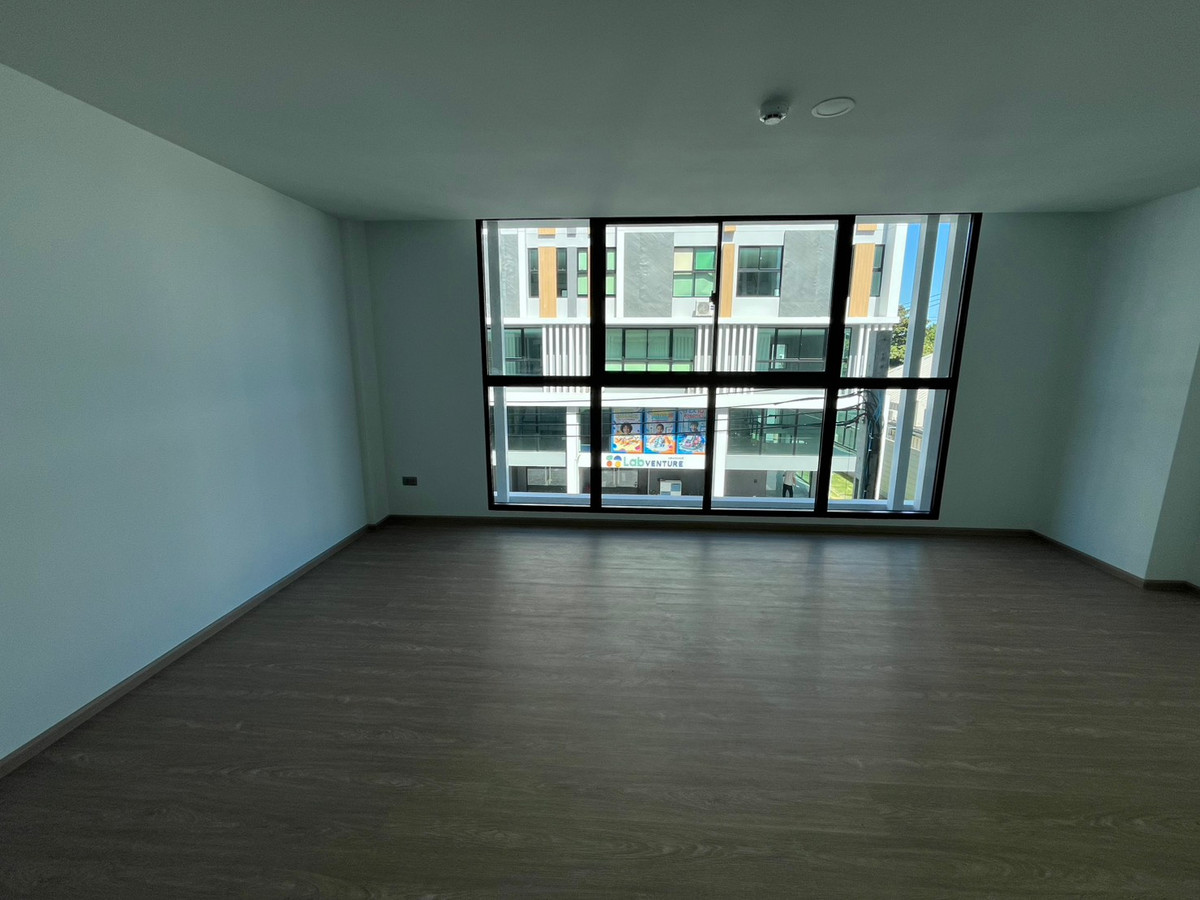 For SaleHome OfficePattanakan, Srinakarin : 🔥 Urgent! Home office Nirvana@Work Krungthep Kreetha - Plot 17, hottest location in the zone, price only 16.9 million. Interested in buying at a special discount, call 087-808-3690 — Rare Item !