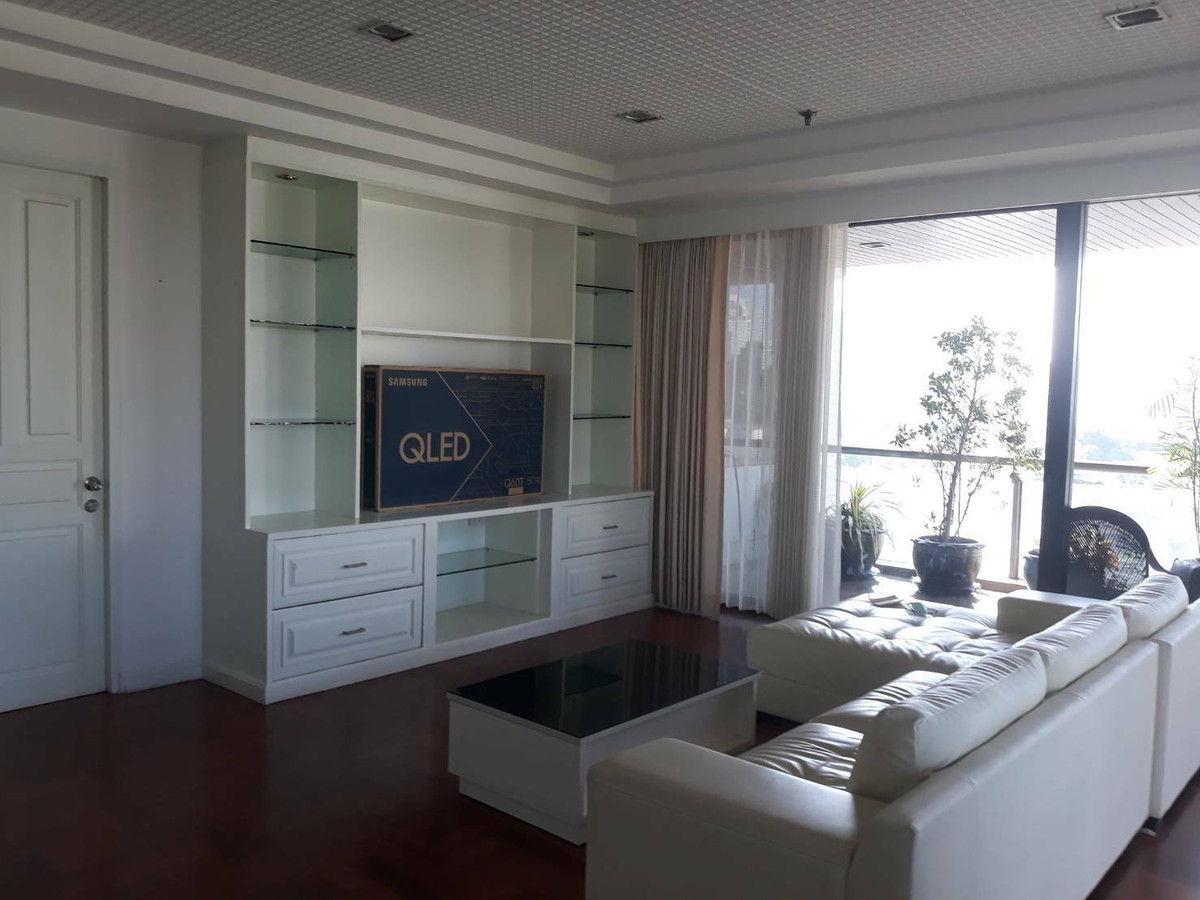 ให้เช่าคอนโดวิทยุ ชิดลม หลังสวน : Polo Park - 3 Bedrooms for RENT