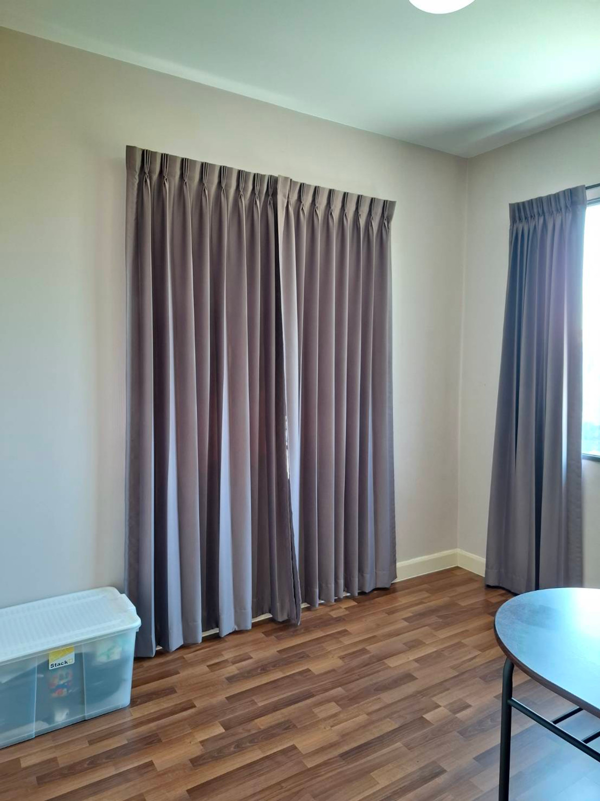 For SaleHouseNawamin, Ramindra : Bored with life in a cramped condo or house where you have to wait every night for parking? Wide main road, close to the expressway at Habitia Orbit Hathairat.