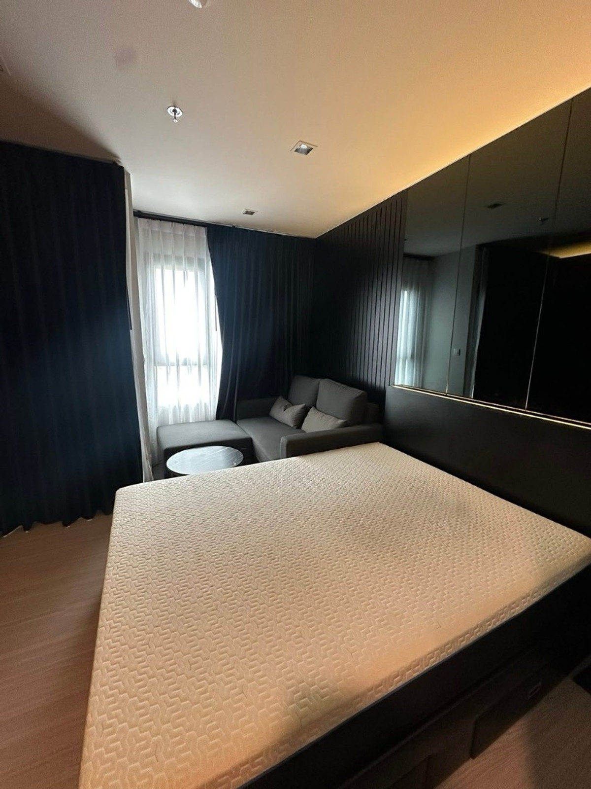 For RentCondoThaphra, Talat Phlu, Wutthakat : Life Sathorn Sierra Condo available and ready for rent.