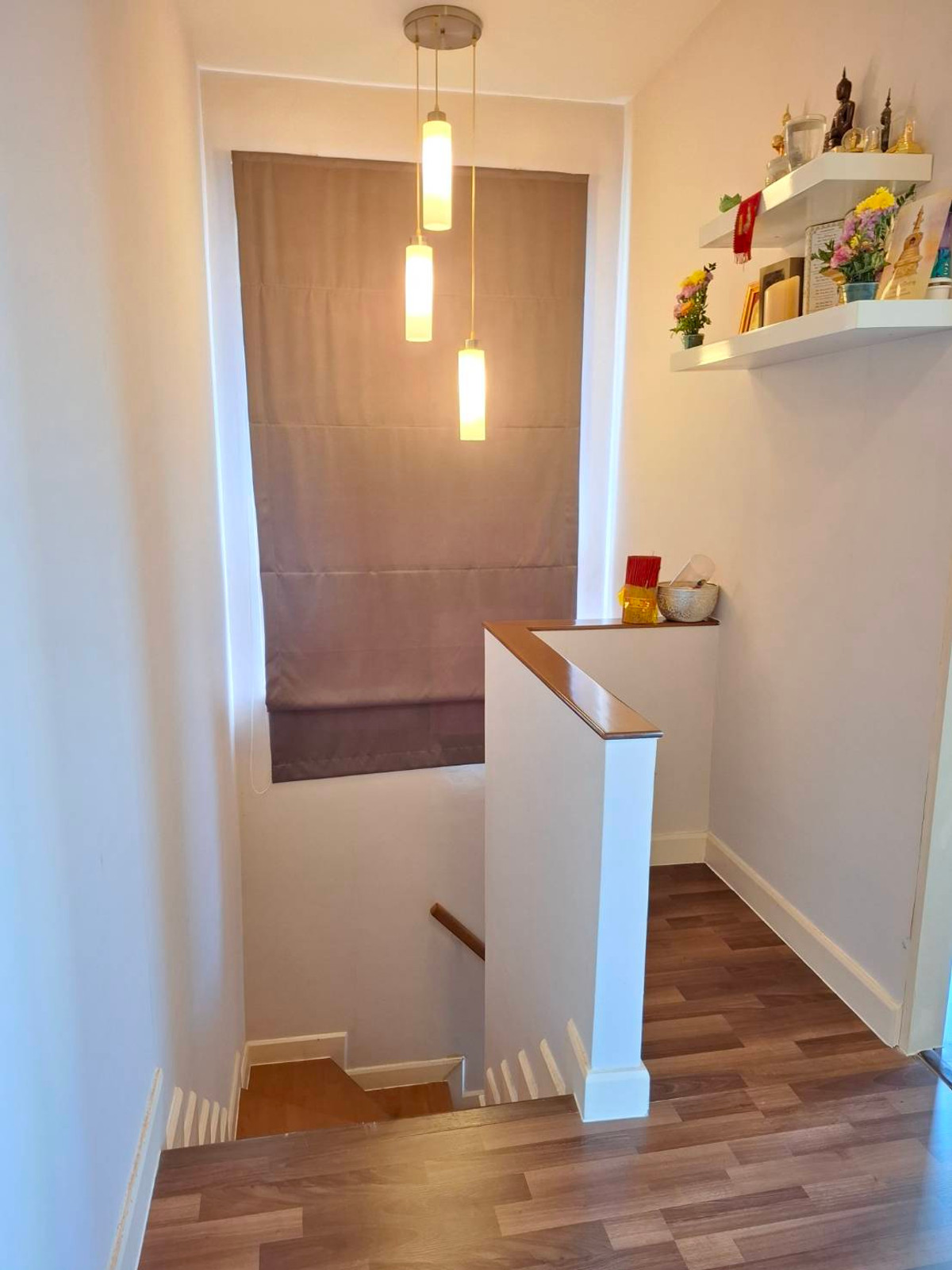 For SaleHouseNawamin, Ramindra : Bored with life in a cramped condo or house where you have to wait every night for parking? Wide main road, close to the expressway at Habitia Orbit Hathairat.