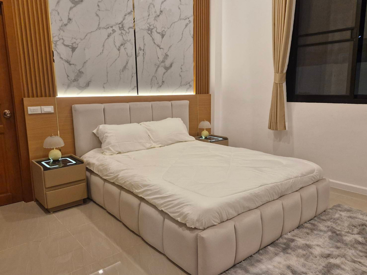 ขายบ้านพัทยา บางแสน ชลบุรี สัตหีบ : บ้านเดี่ยว ซอยห้วยยายมุก / 4 ห้องนอน (ขาย), Detached House Soi Huai Yai Muk / 4 Bedrooms (FOR SALE) AM006