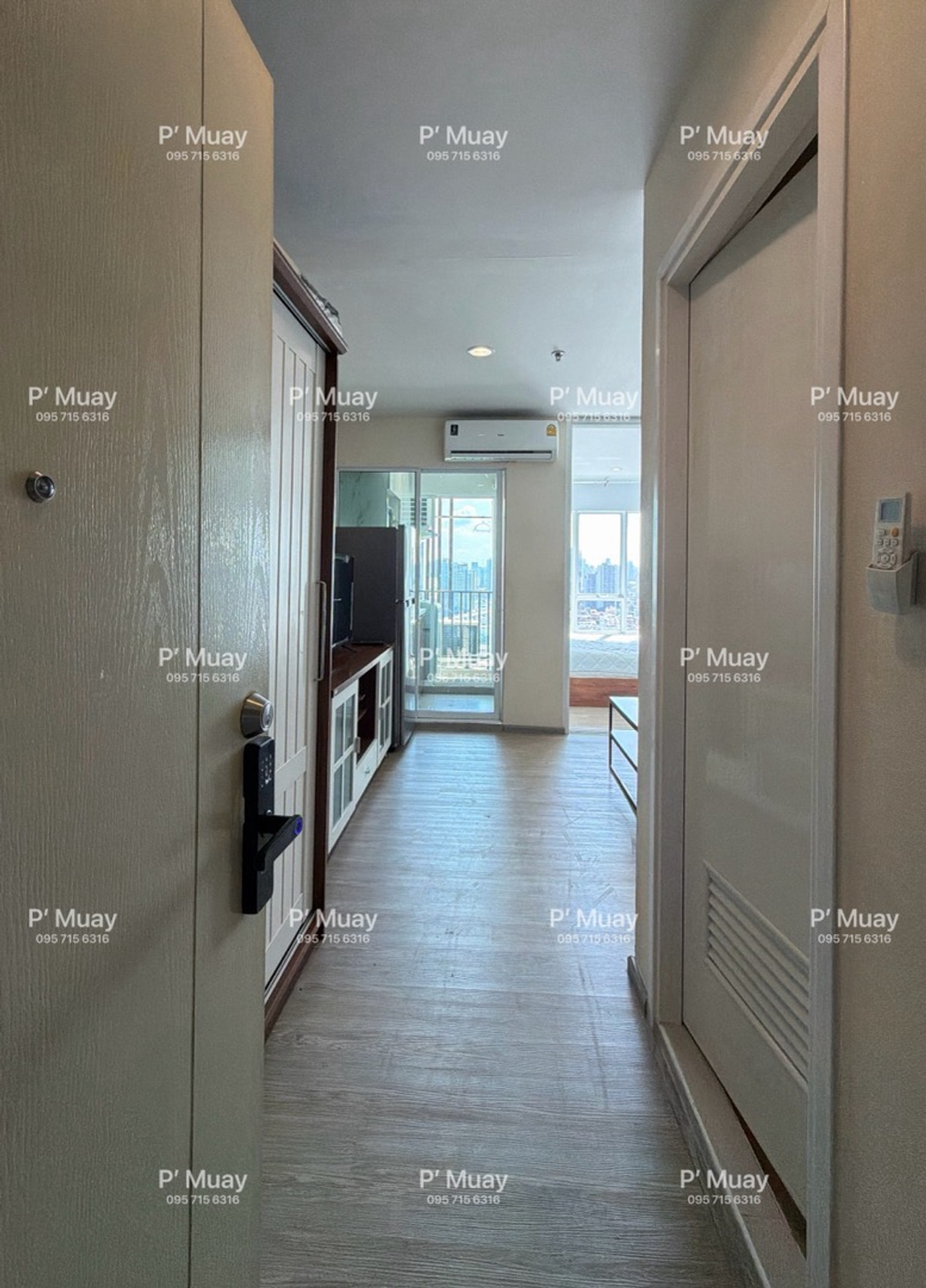 ให้เช่าคอนโดบางซื่อ วงศ์สว่าง เตาปูน : ✅ พร้อมเข้าอยู่ ✅ จองได้ค่ะ

ให้เช่า ห้อง 🅰️ วิวโล่ง 📱Digital door lock📱คชฟฟ.ครบ📍มีเครื่องซักผ้า  #รีเจ้นท์โฮมบางซ่อน28 ❤️ค่าเช่า 8,000 บาท