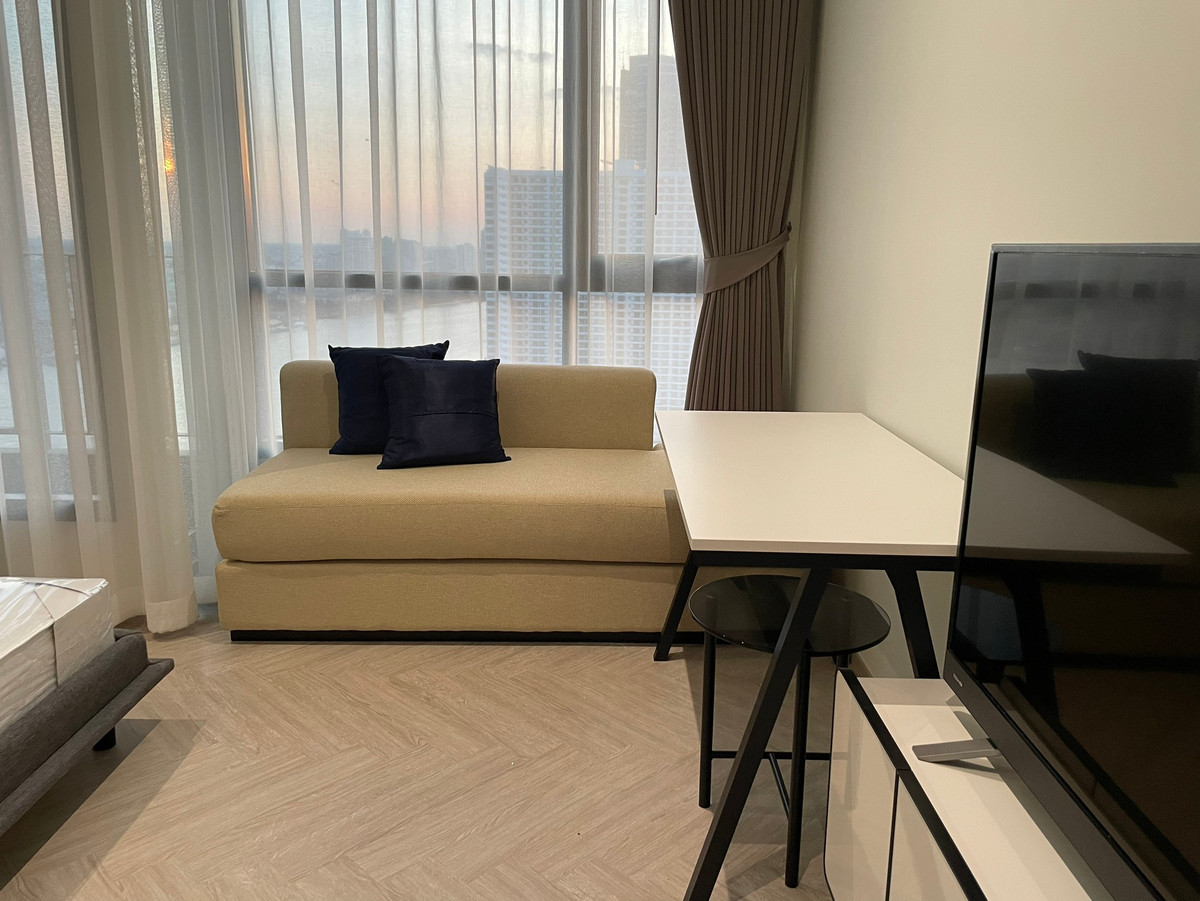 For RentCondoWongwianyai, Charoennakor : For Rent Chapter Charoennakhon Riverside Studio 25 Sqm Fullyfurnish 16,000-