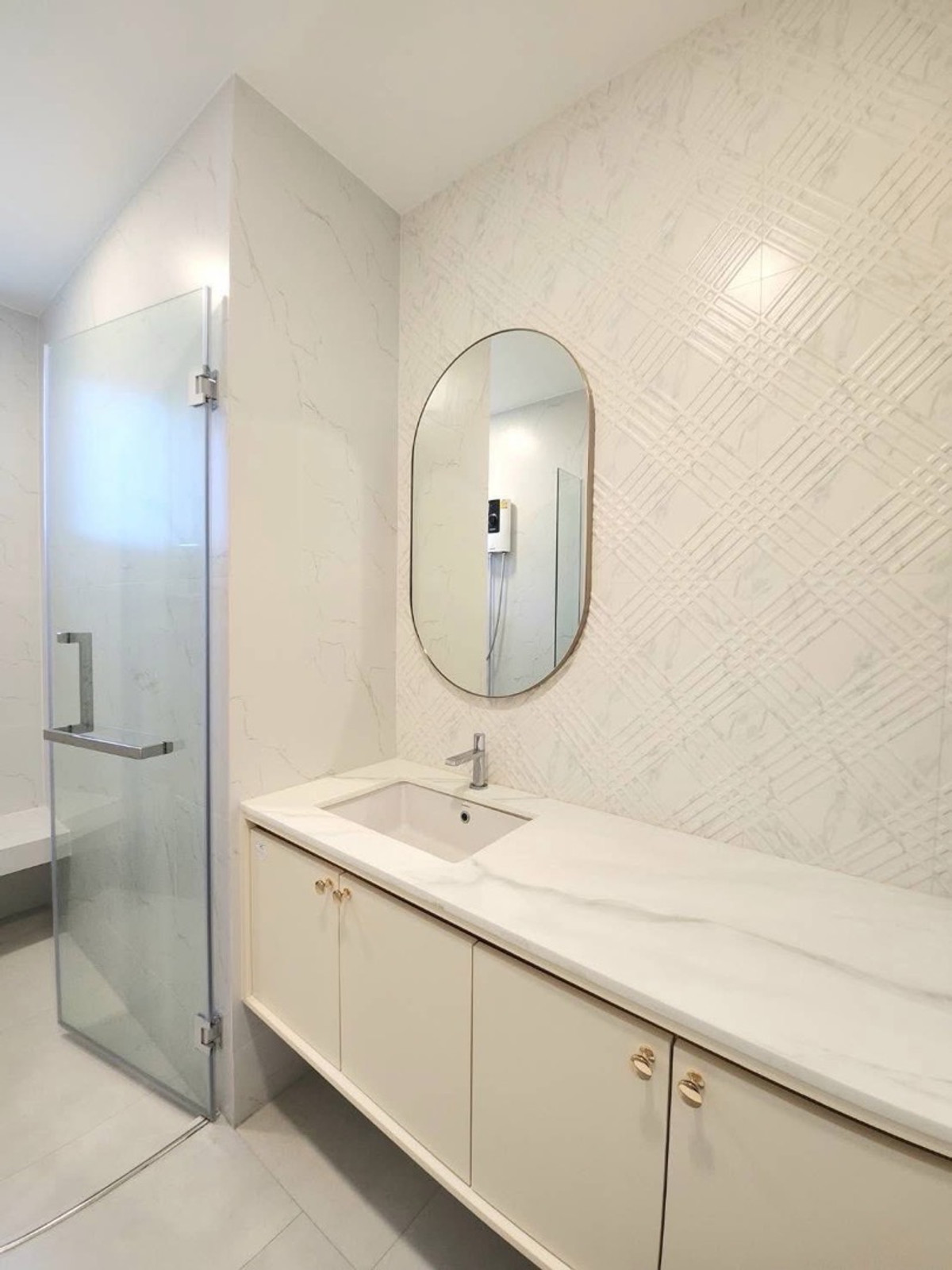 ให้เช่าบ้านพัฒนาการ ศรีนครินทร์ : ให้เช่า นันทวัน พระราม 9-กรุงเทพกีฑาตัดใหม่ ขนาด 302 Sq.m 4 bed 5 bath เพียง 190,000 เท่านั้น !!