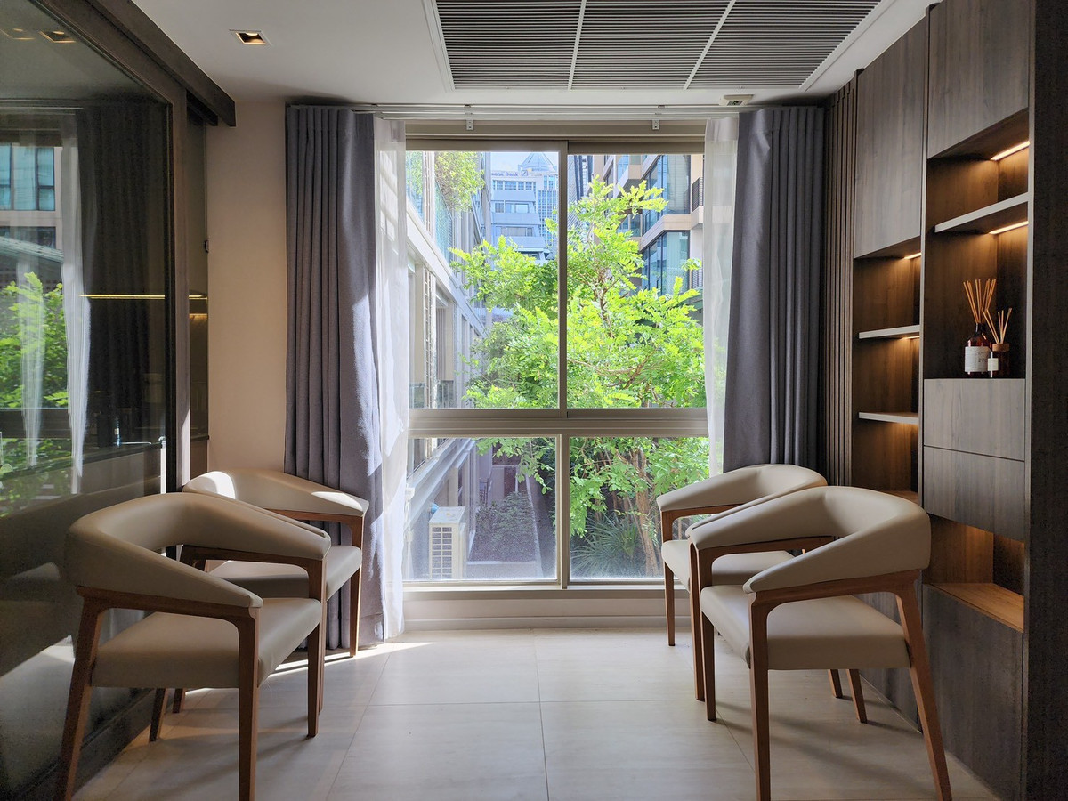 ให้เช่าคอนโดวิทยุ ชิดลม หลังสวน : คอนโดแต่งสวยให้เช่า 2 นอน  2 น้ำ  77 ตรม ใกล้บีทีเอส เพลินจิต