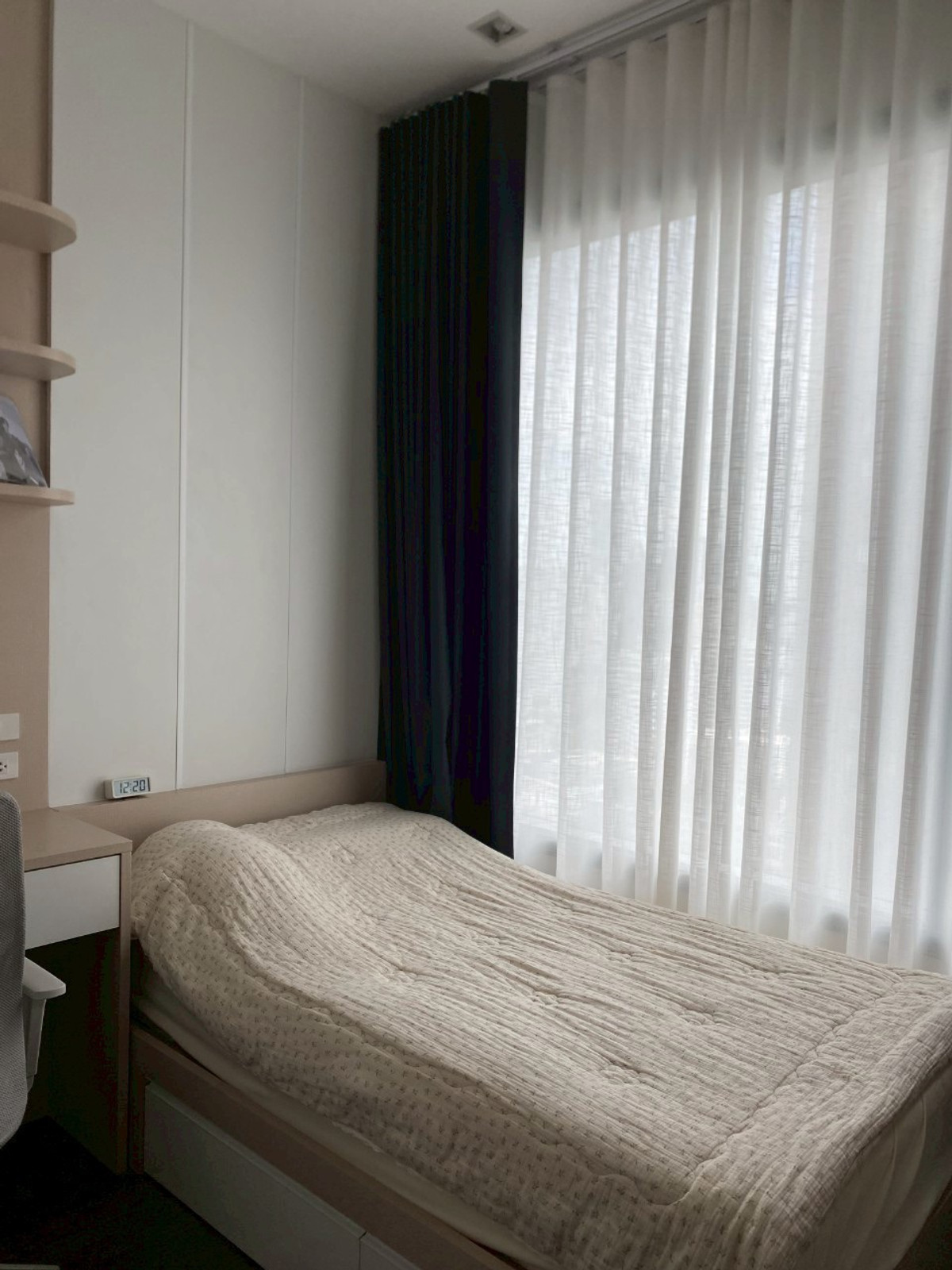 ขายคอนโดพระราม 9 เพชรบุรีตัดใหม่ RCA : Q Asoke / ขายขาดทุน ห้องมุม ติด MRT เพชรบุรี / 2 ห้องนอน 46 ตร.ม. โทร 0937890899