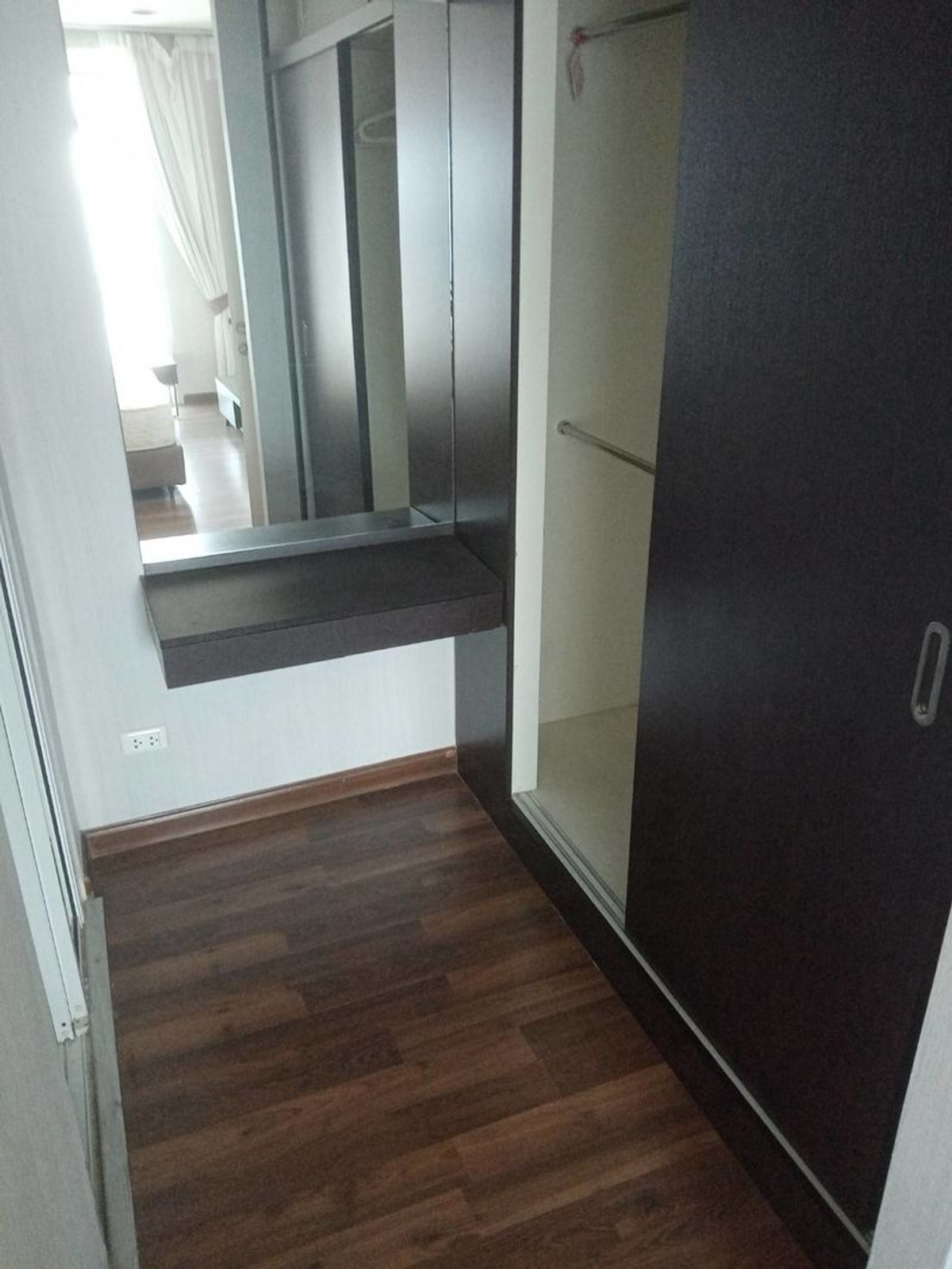 ให้เช่าคอนโดราชเทวี พญาไท : Chewathai Rajchaprarob 60 sq.m. 中 日 Please add LINE ID @806qphgn o8415o5483