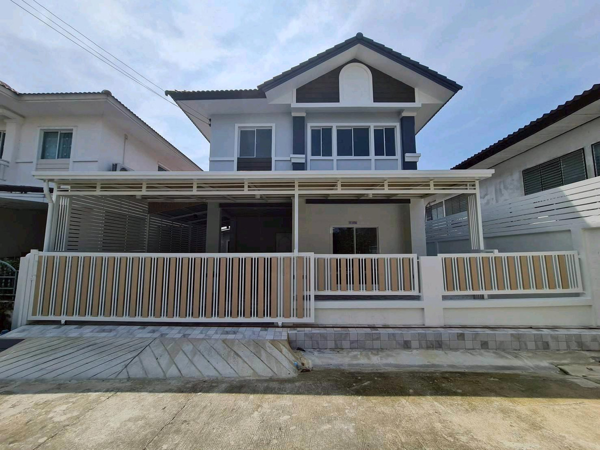 ขายบ้านนวมินทร์ รามอินทรา : บ้านเดี่ยว 2 ชั้น หมู่บ้านบุรีรมย์ รถไฟฟ้าสายสีชมพู แฟชั่นไอส์แลนด์ The promenade สวนสัตว์ซาฟารีเวิลด์ ตลาดหทัยมิตร บิ๊กซี แม็คโคร โลตัส รีโนเวทแล้วพร้อมอยู่