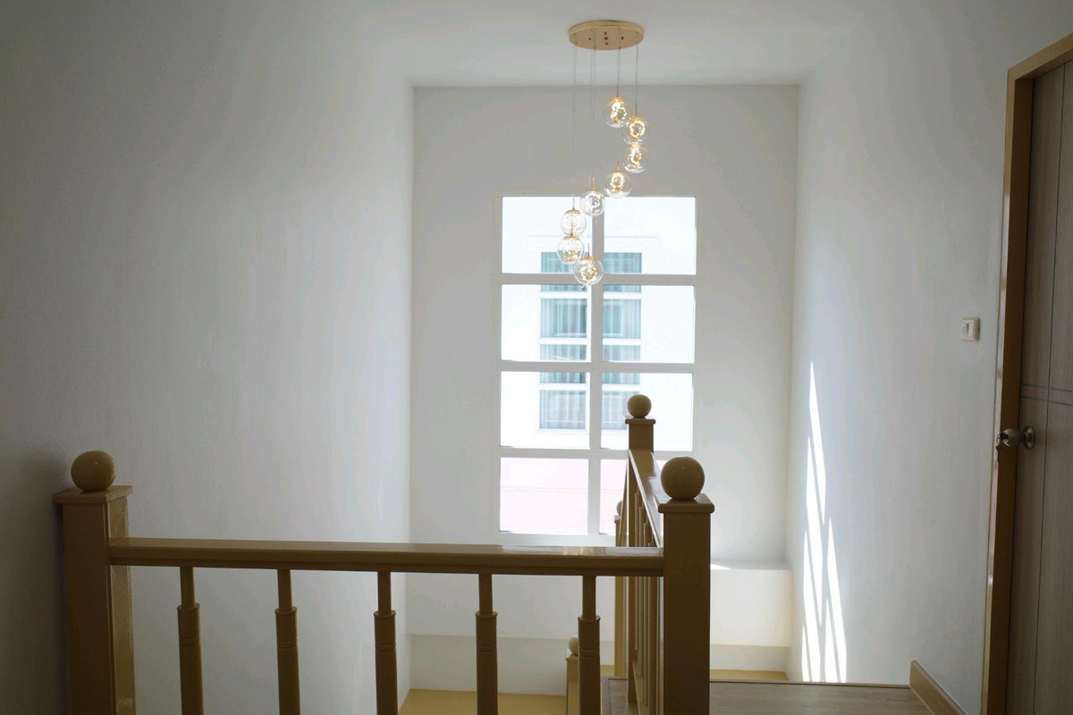 For SaleHouseMin Buri, Romklao : 2-story detached house, Piam Phirom Village, Soi Mitmaitri, Fashion Island Department Store, The Promenade, Big C Minburi, Minburi Market, Lotus Minburi, renovated and ready to move in.