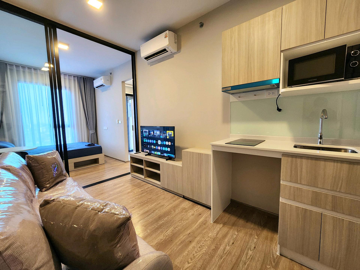 ให้เช่าคอนโดนนทบุรี บางใหญ่ บางบัวทอง : **ห้องไม่ว่างครับผม มีโซนแต่งตัว ตู้เสื้อผ้า 2 ตู้**ให้เช่า! ห้องใหม่ แปลนใหม่ (มือ 1) PLUM CONDO NEW WEST ติดเซ็นทรัล เวสต์เกต ทิศตะวันออก ไม่ร้อน