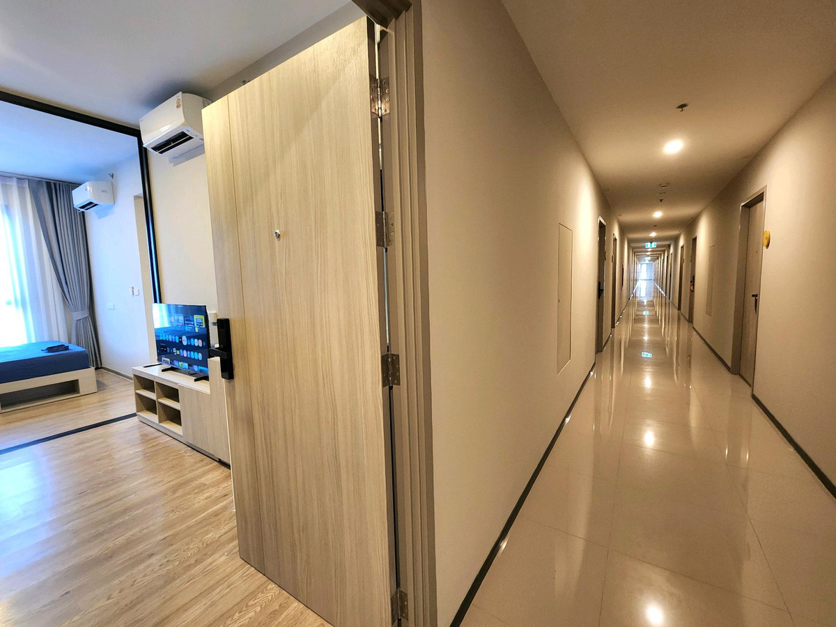 ให้เช่าคอนโดนนทบุรี บางใหญ่ บางบัวทอง : **ห้องไม่ว่างครับผม มีโซนแต่งตัว ตู้เสื้อผ้า 2 ตู้**ให้เช่า! ห้องใหม่ แปลนใหม่ (มือ 1) PLUM CONDO NEW WEST ติดเซ็นทรัล เวสต์เกต ทิศตะวันออก ไม่ร้อน