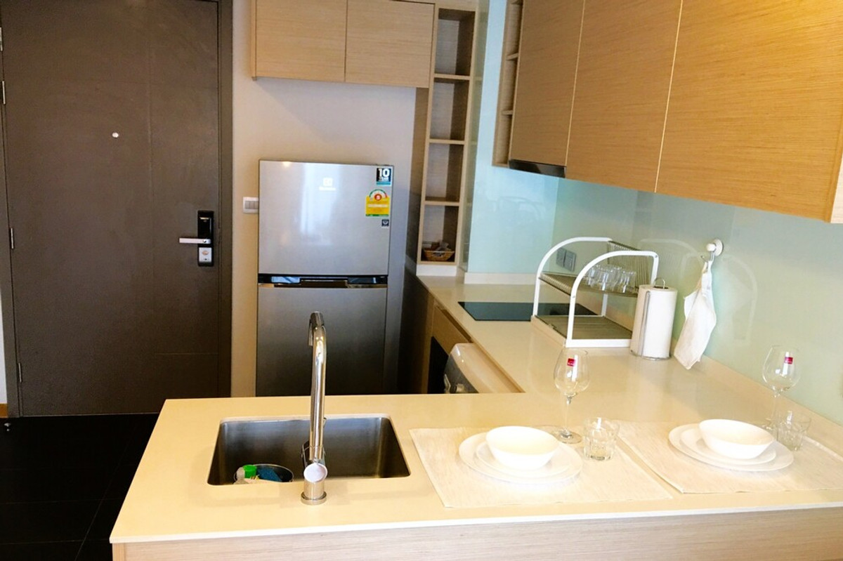 CondoSukhumvit, Asoke, Thonglor : 🔥 For Sale - Rent !! Good location !! 🔥 Code C20230210949..........Via Botani, 1 bedroom, 1 bathroom, furnished, ready to move in, Special Deal!!📣📣