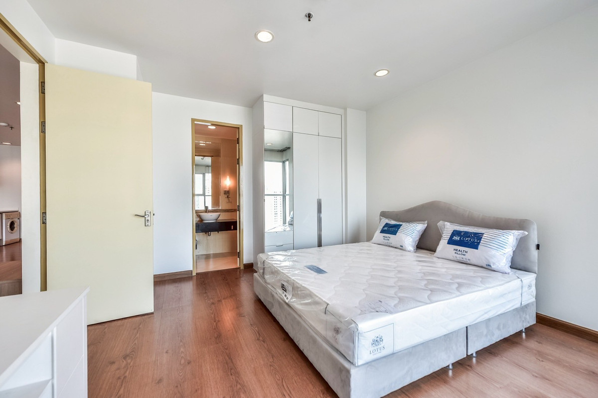 ขายคอนโดราชเทวี พญาไท : 🔥New Renovate🔥The Address Siam 2B2B 83.67sqm. Just 8.7MB only Call Ms.Angel(Aumi)0658209572