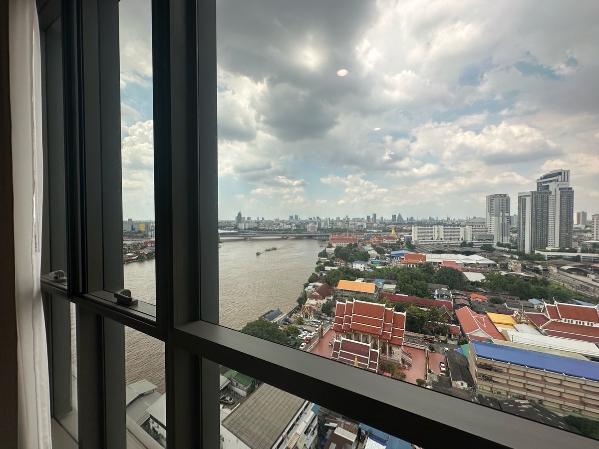 ขายคอนโดบางซื่อ วงศ์สว่าง เตาปูน : 333 ริเวอร์ไซด์ **ขายด่วน** 2 นอน ห้องมุม วิวแม่น้ำ ราคา 15.9 ล้านเท่านั้น🎉🎉