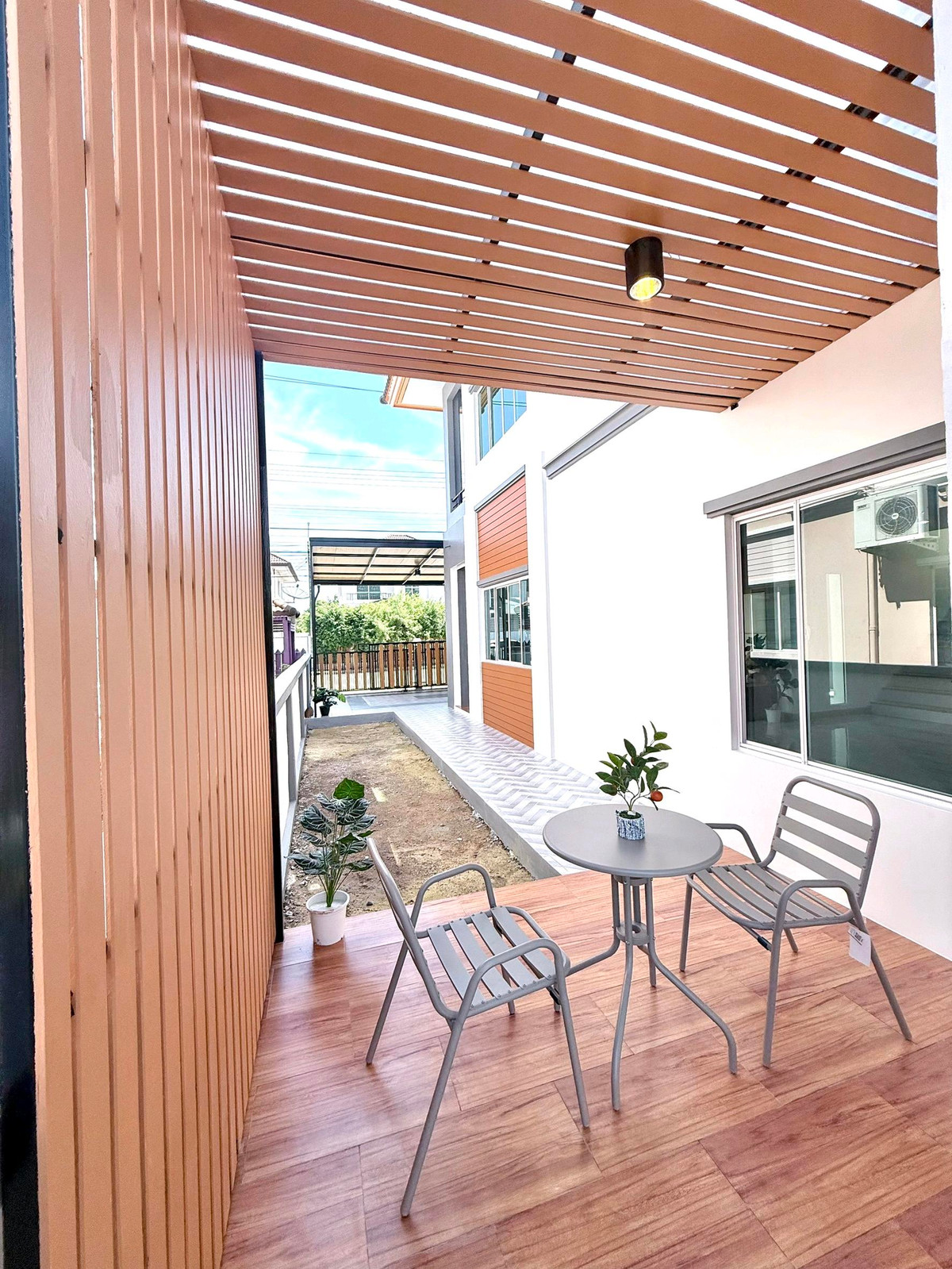 For SaleHouseMin Buri, Romklao : 2-story detached house, Piam Phirom Village, Soi Mitmaitri, Fashion Island Department Store, The Promenade, Big C Minburi, Minburi Market, Lotus Minburi, renovated and ready to move in.