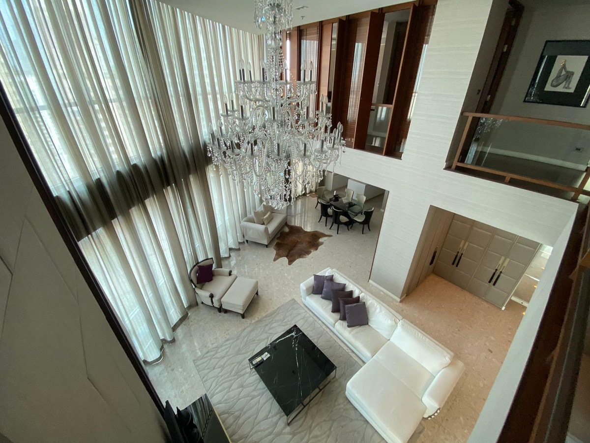 For RentCondoWitthayu, Chidlom, Langsuan, Ploenchit : The Rajdamri Serviced Residence - Deplex 3 Bedrooms for RENT