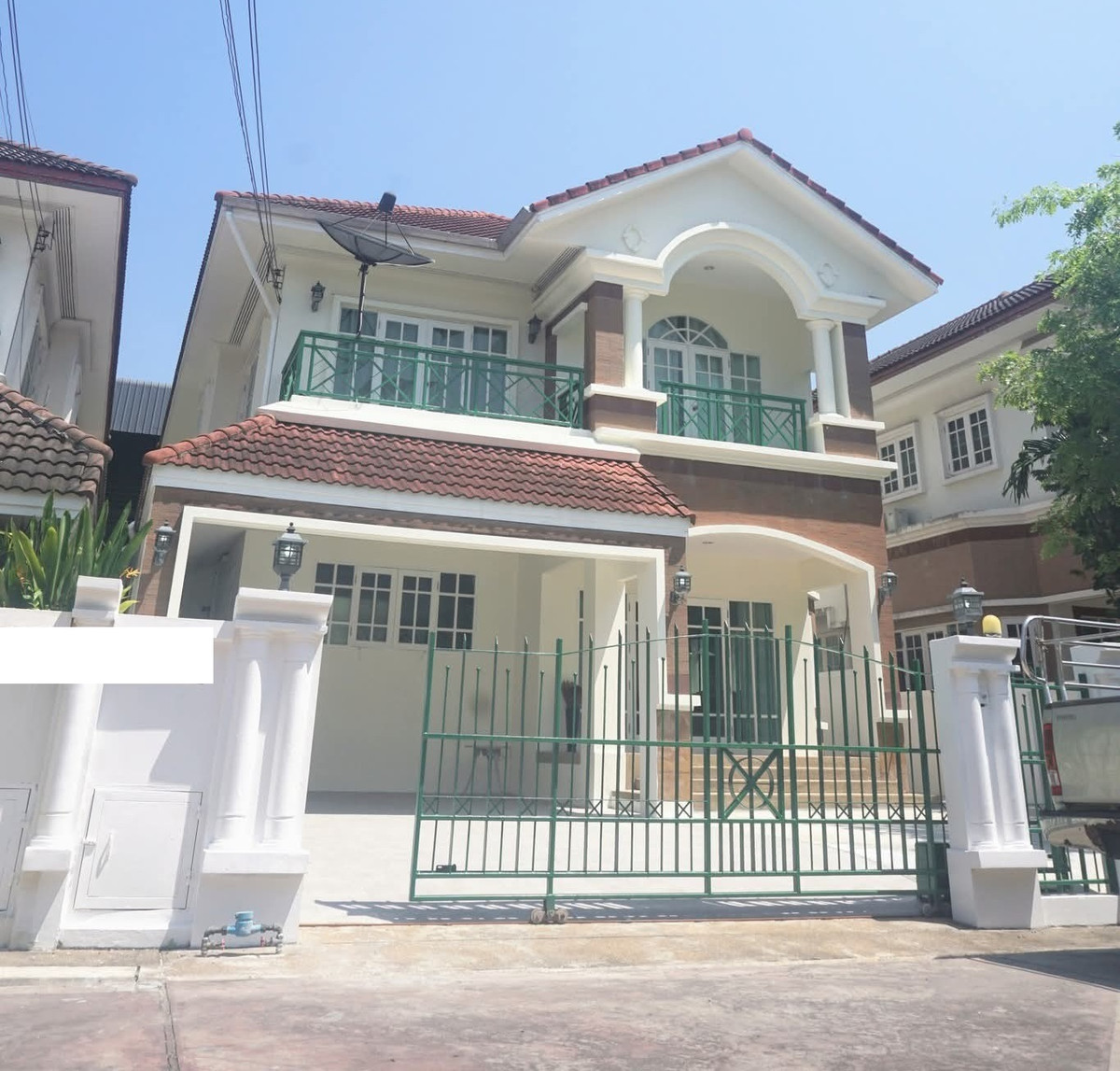 ให้เช่าบ้านพัฒนาการ ศรีนครินทร์ : ให้เช่า 50ตรว 220ตรม 4นอน3น้ำ บ้านเดี่ยว 2 ชั้น ศรีนครินทร์ 51