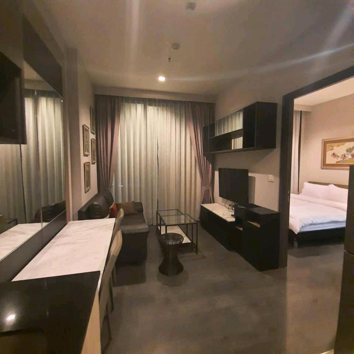 ให้เช่าคอนโดสุขุมวิท อโศก ทองหล่อ : ให้เช่าคอนโด🎈 ดิ เอดจ์ สุขุมวิท 23🎈 พร้อมเข้าอยู่ (BTS และ MRT อโศก)