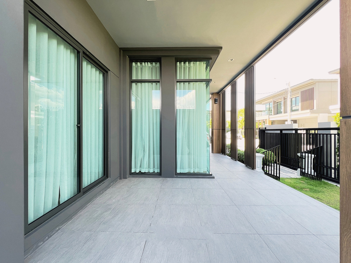 ขายบ้านพระราม 5 ราชพฤกษ์ บางกรวย : ขายขาดทุน!  บางกอก บูเลอวาร์ด ราชพฤกษ์–ปิ่นเกล้า ที่ดิน 67.8 ตร.วา ใกล้ Central Westville