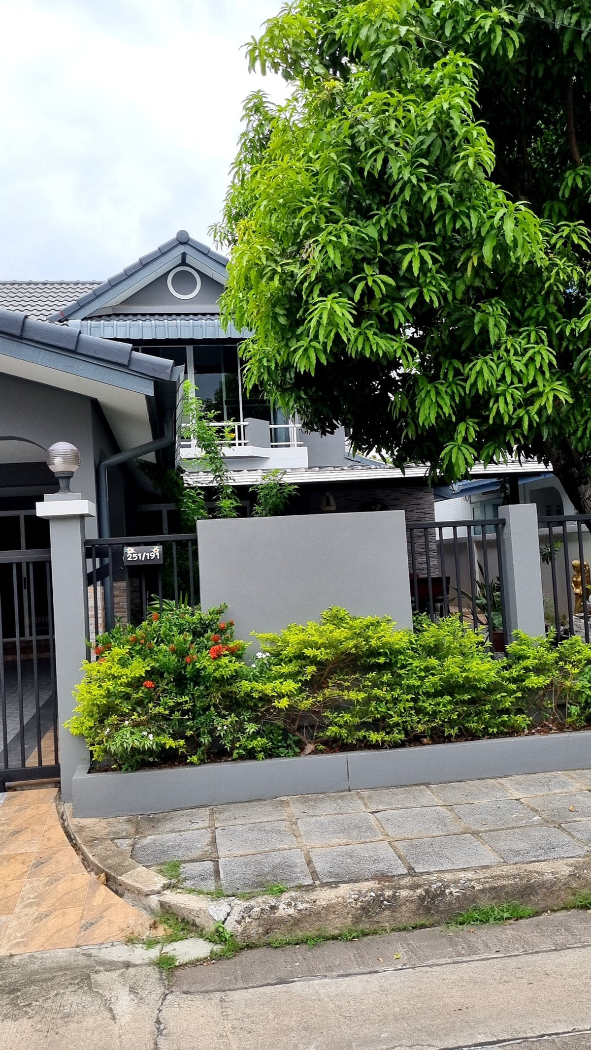 For RentHouseMin Buri, Romklao : Single house for rent 🔥 Sammakon Ramkhamhaeng 🔥 3 bedrooms, 2 bathrooms, fully furnished and equipped, ready to move in