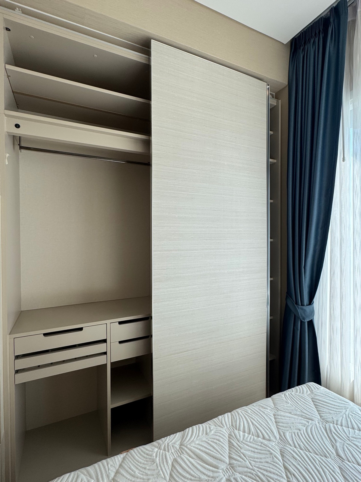 For RentCondoLadprao, Central Ladprao : For rent 📍 The Saint Residences 📍 Fully furnished and equipped, near BTS Ha Yaek Lat Phrao