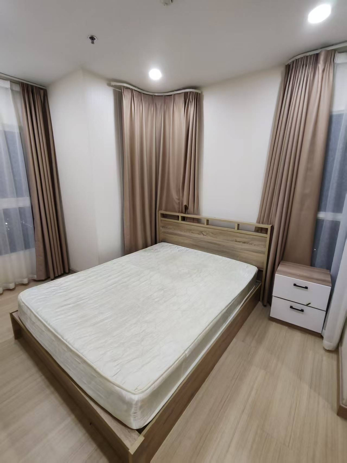 For RentCondoRamkhamhaeng, Hua Mak : 可短租Condo for rent, Supalai Veranda Ramkhamhaeng, Rajamangala view, 67 sq m., 2 bedrooms, 2 bathrooms, near ABAC.