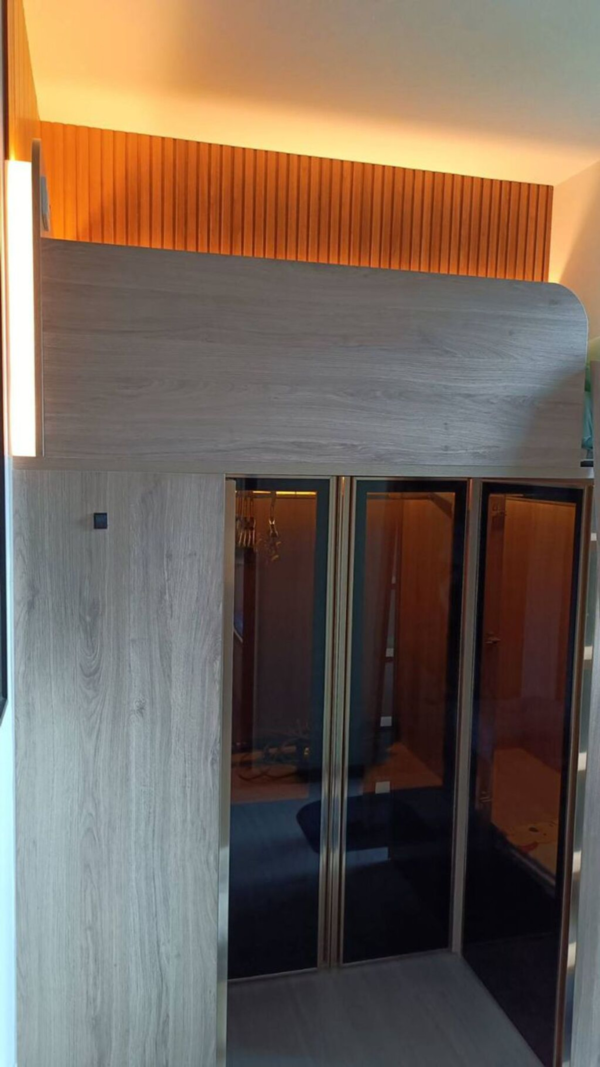 ให้เช่าคอนโดท่าพระ ตลาดพลู วุฒากาศ : ให้ เช่า ไลฟ์ สาธร เซียร่า(วิวสระ) 99/185