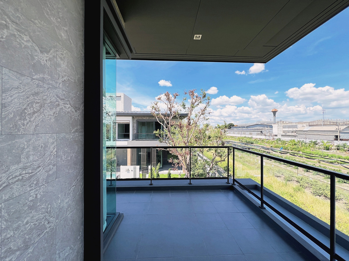 ขายบ้านพระราม 5 ราชพฤกษ์ บางกรวย : ขายขาดทุน!  บางกอก บูเลอวาร์ด ราชพฤกษ์–ปิ่นเกล้า ที่ดิน 67.8 ตร.วา ใกล้ Central Westville