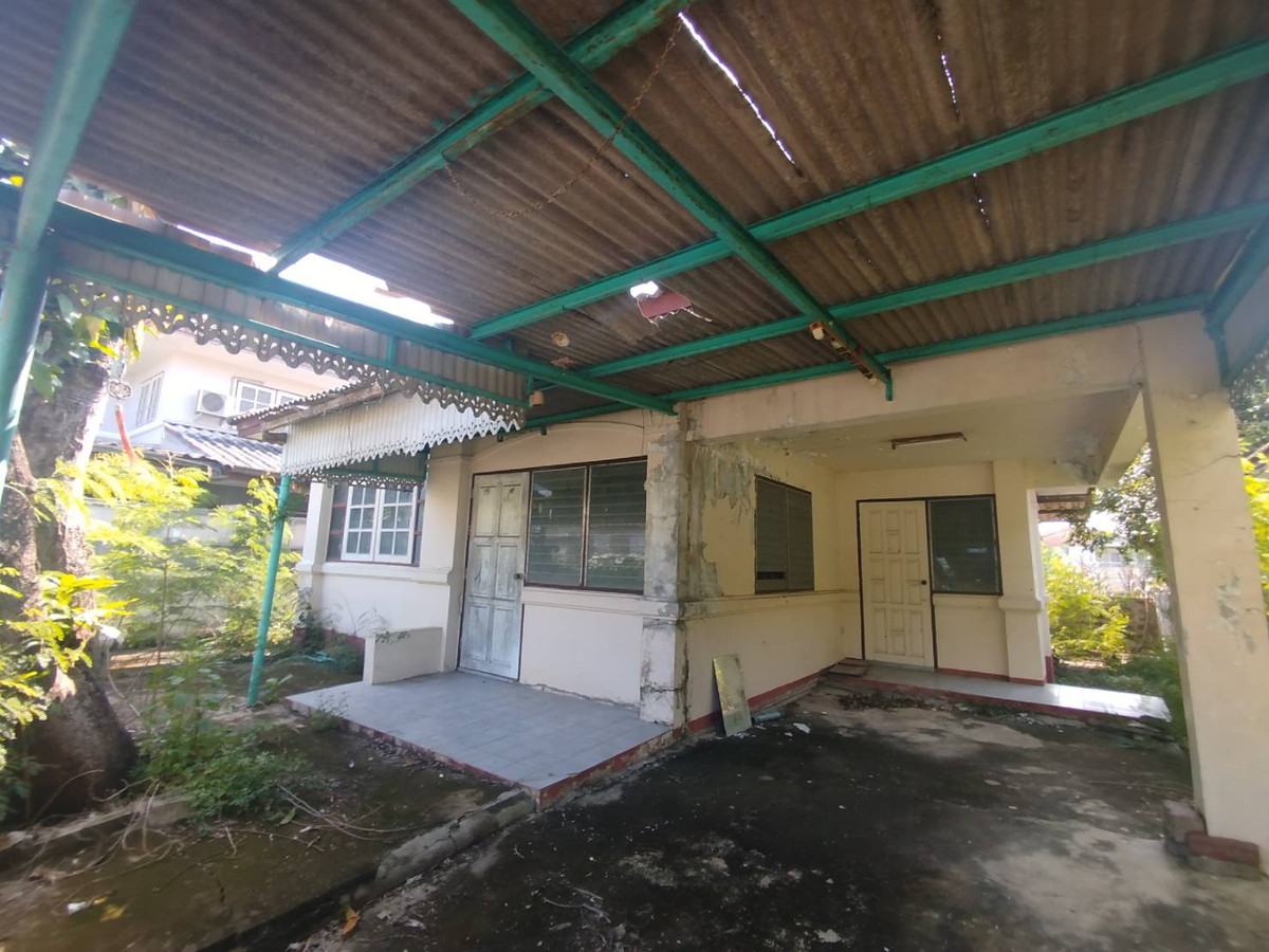 ขายที่ดินนนทบุรี บางใหญ่ บางบัวทอง : ขายบ้านกับที่ดิน 719 ตรว. ในหมู่บ้านมิตรประชาวิลล่า ซอยคลองถนน